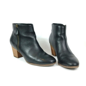 Crown Vintage Black Lether Bootie, Size 9